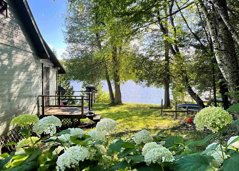 90 Camp Road Peacham VT 05862