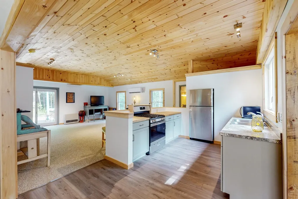 274 Pine Hill Road Wolfeboro NH 03894
