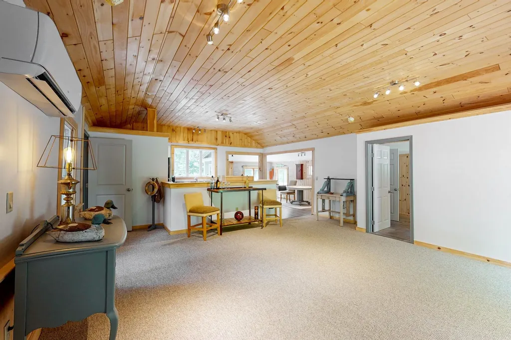 274 Pine Hill Road Wolfeboro NH 03894