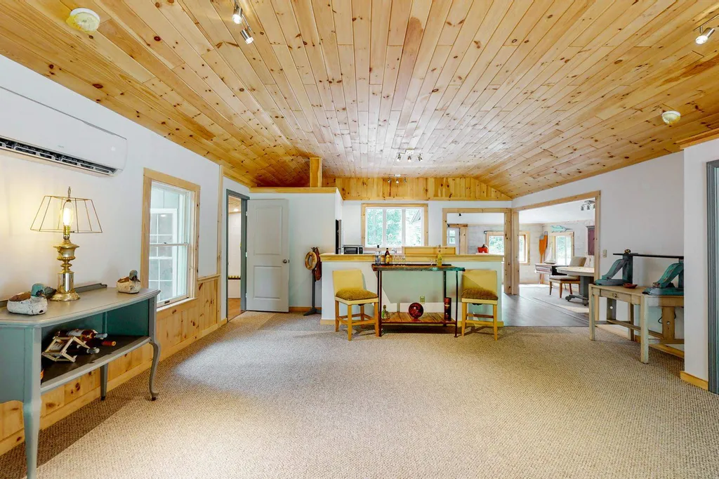 274 Pine Hill Road Wolfeboro NH 03894