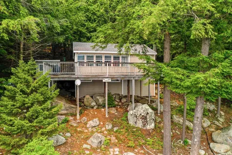 12 Brightwaters Drive New Durham NH 03855