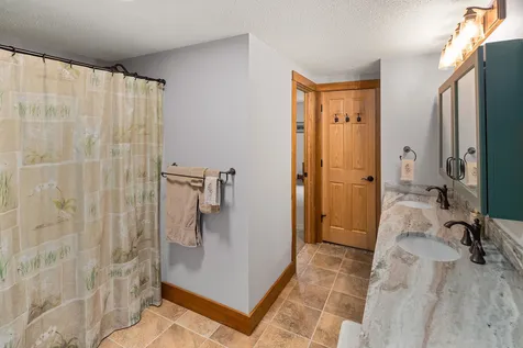 209 Hidden Pines Circle Richmond VT 05477