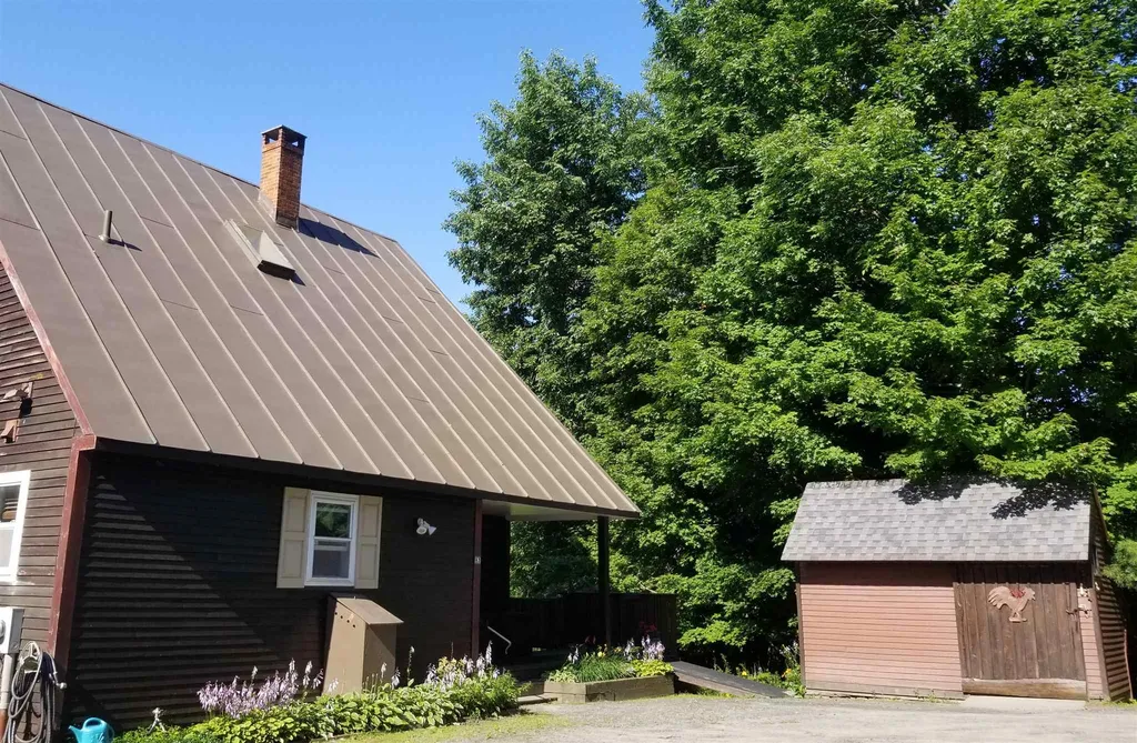 83 Kathy Meyer Road Warren VT 05674