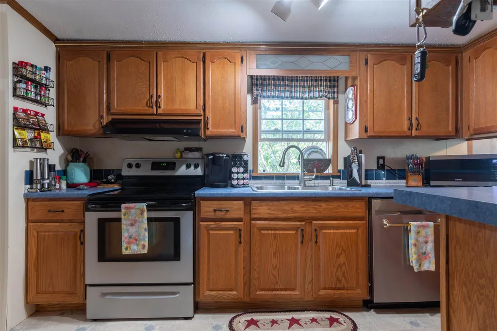 13 Cattail Place Rochester NH 03868