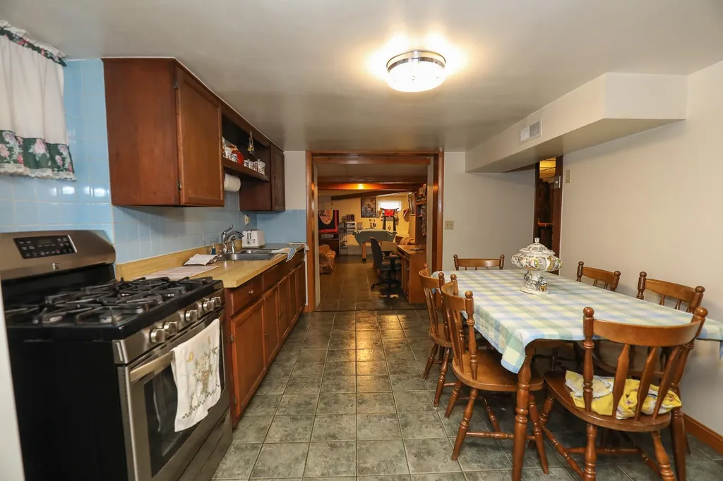 143-145 West Hollis Street Nashua NH 03060