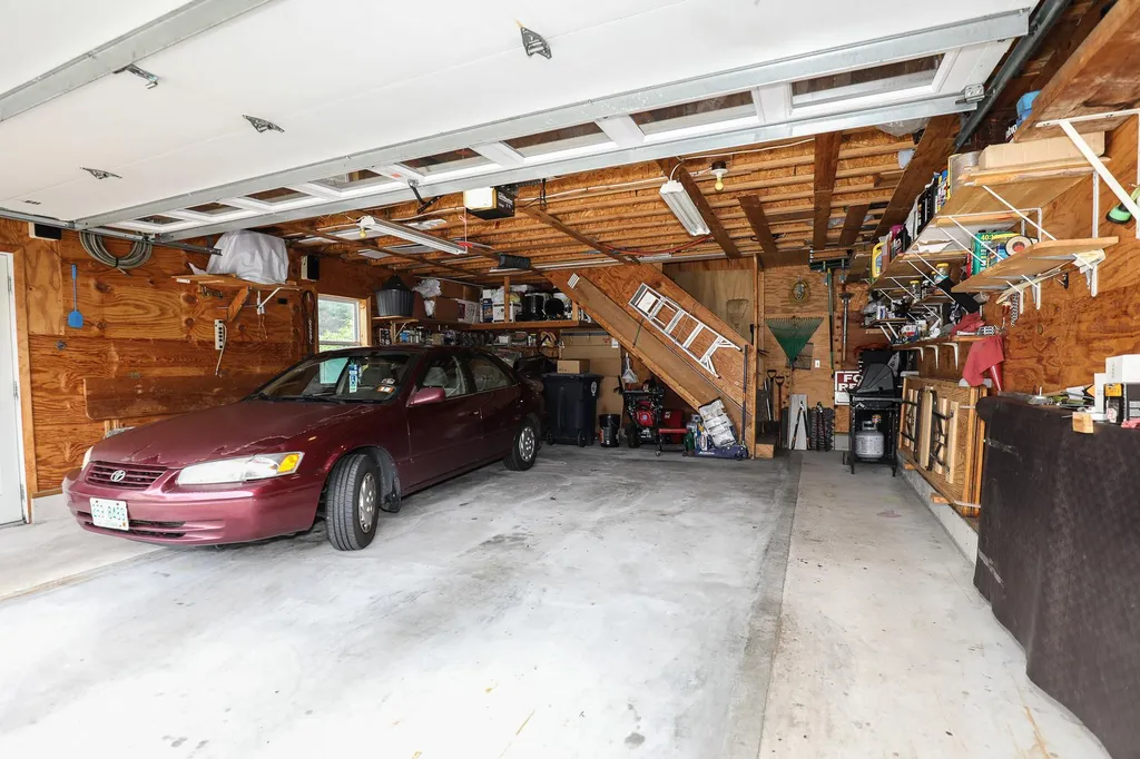 143-145 West Hollis Street Nashua NH 03060