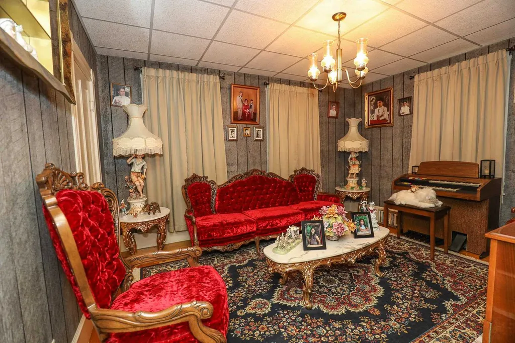 143-145 West Hollis Street Nashua NH 03060