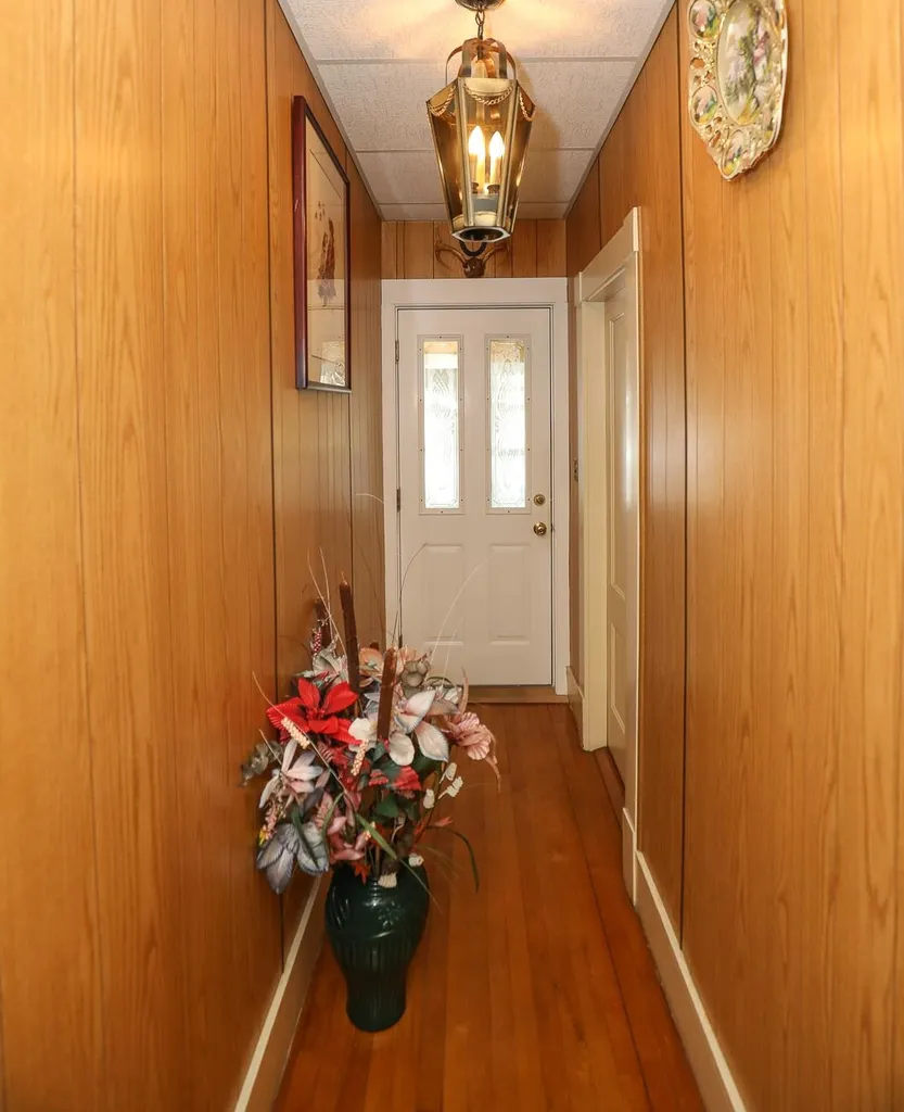 143-145 West Hollis Street Nashua NH 03060
