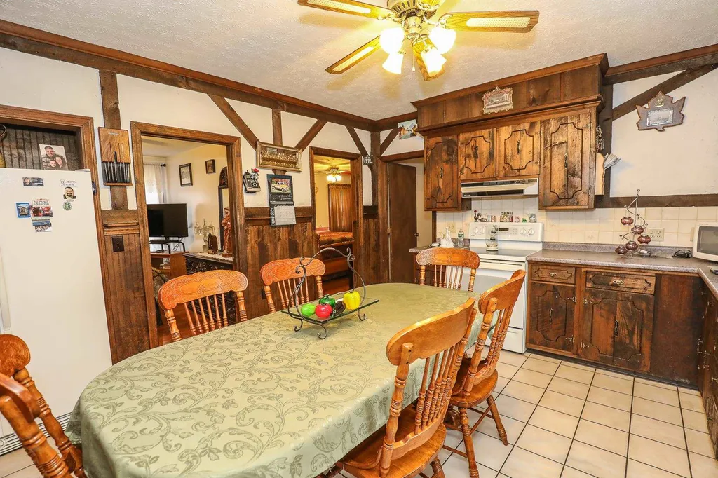 143-145 West Hollis Street Nashua NH 03060