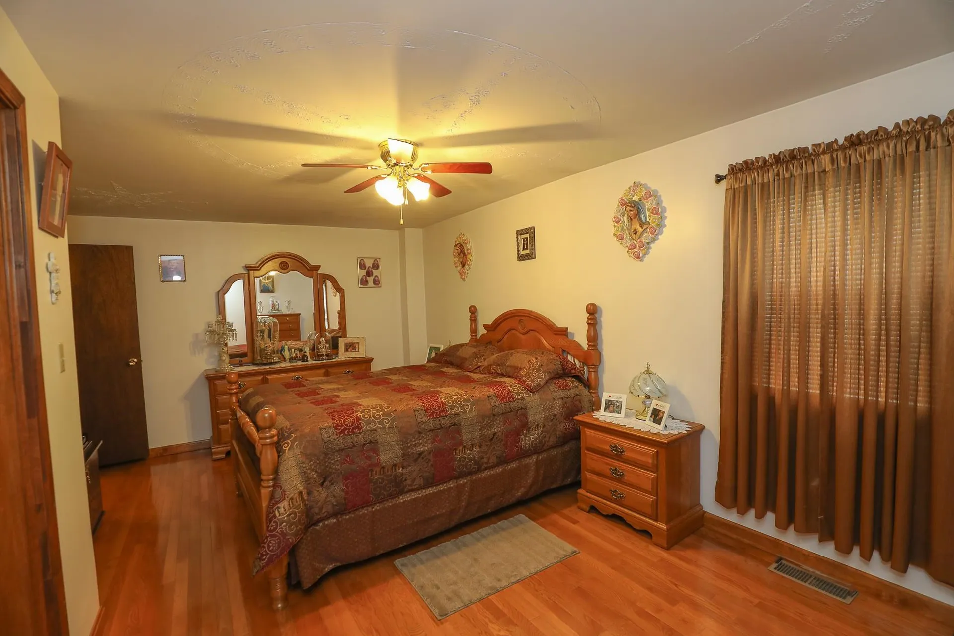 143-145 West Hollis Street Nashua NH 03060