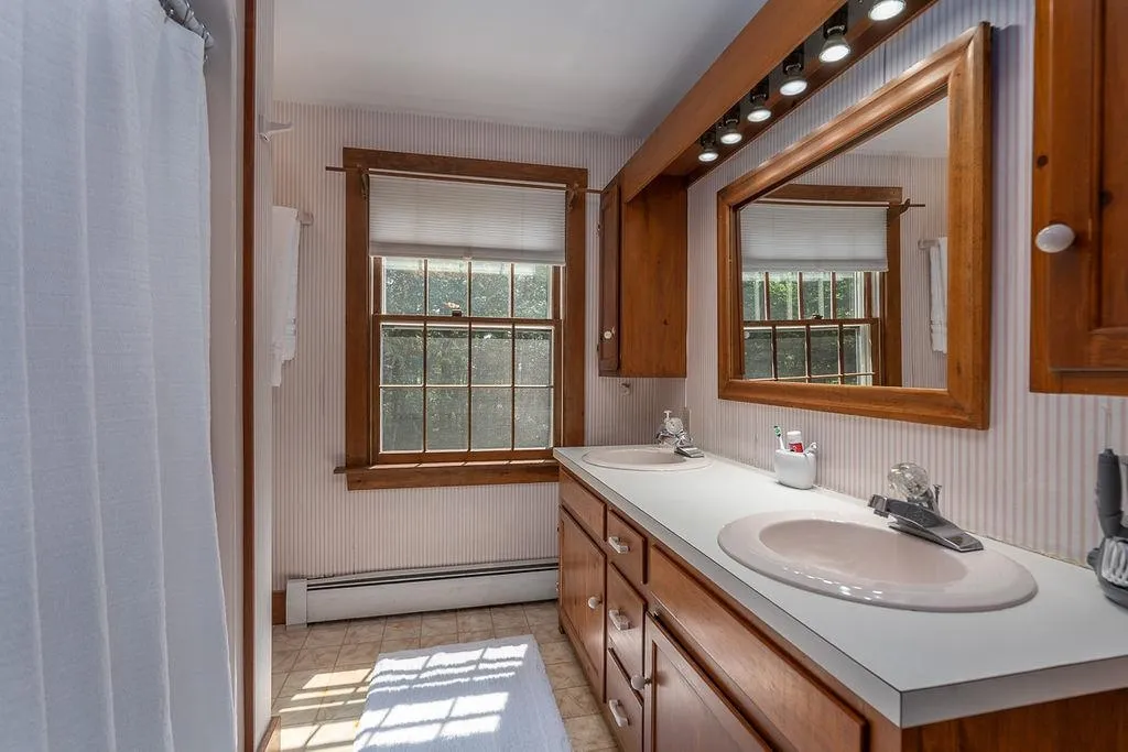 26 Marvin Road Moultonborough NH 03254