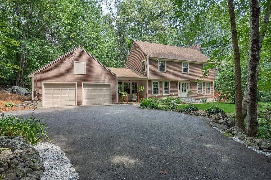 26 Marvin Road Moultonborough NH 03254