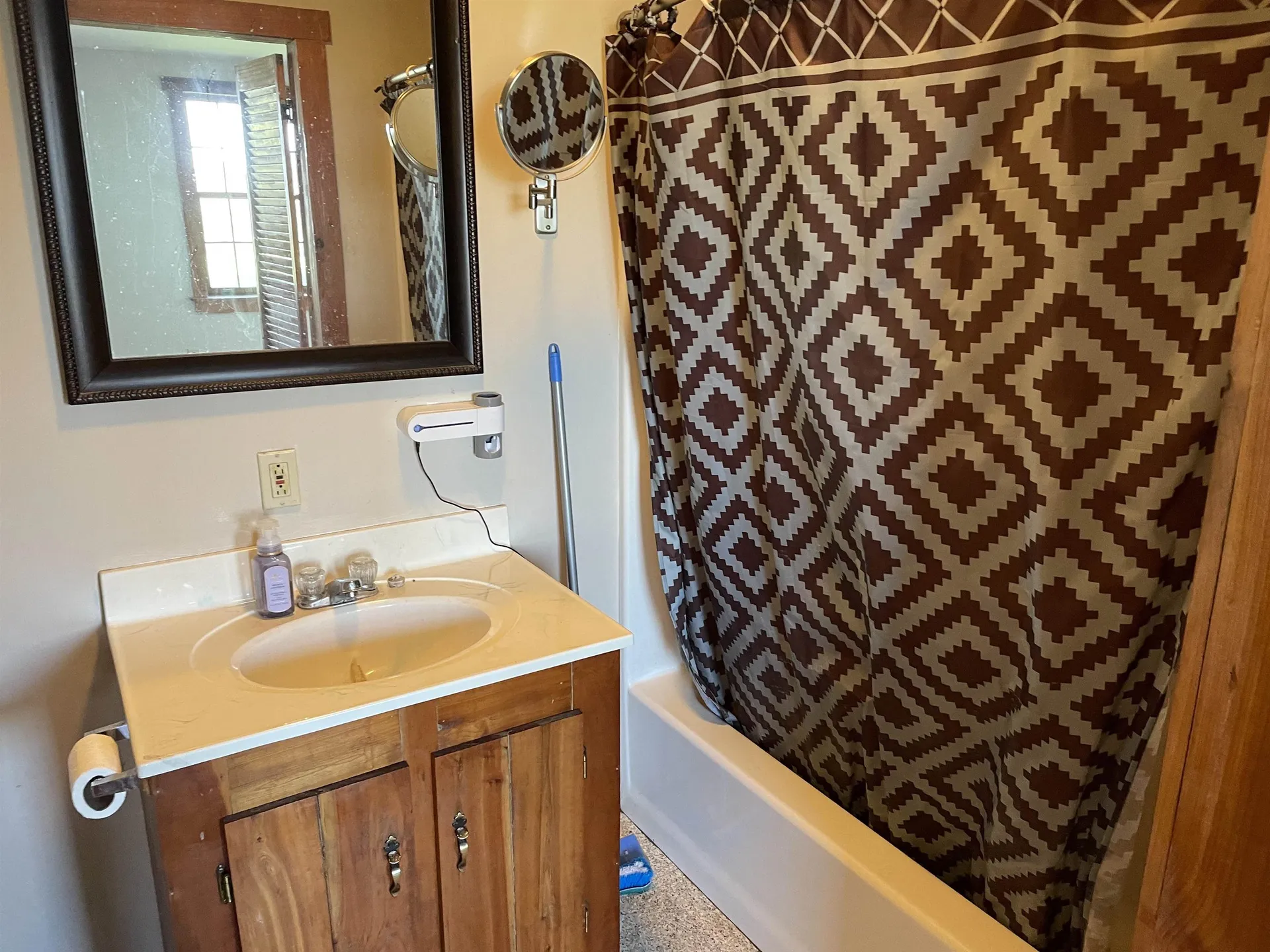 184 Corinth Road Chelsea VT 05038