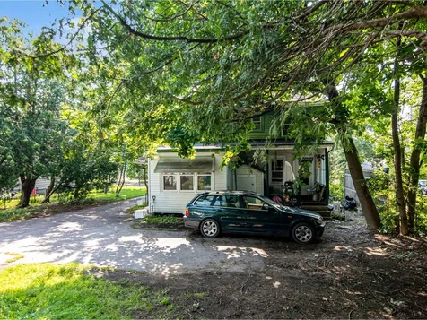 44-46 Charlotte Street Burlington VT 05401-4841
