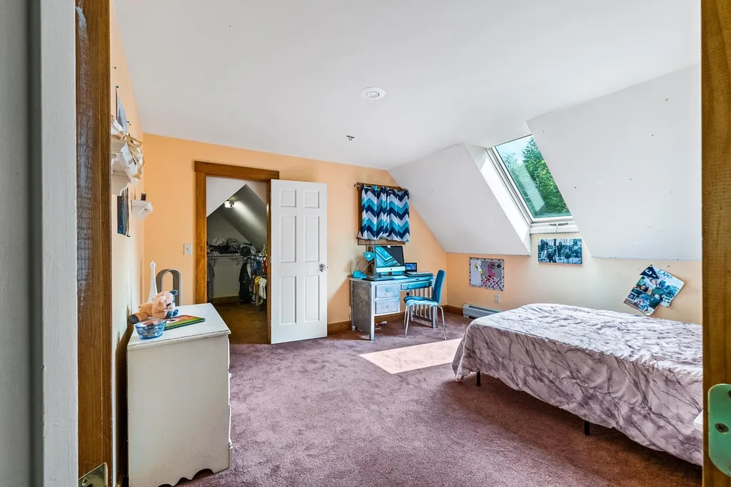 96 Northwood Lane New London NH 03257