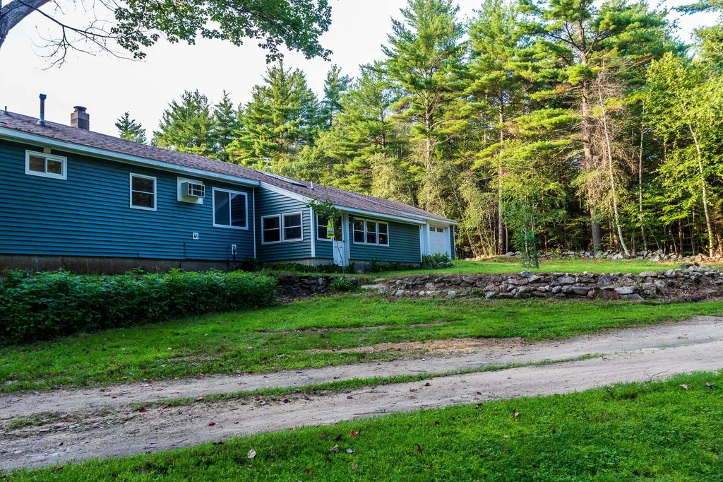 172 Cross Road Strafford NH 03884