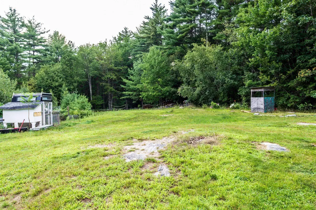 172 Cross Road Strafford NH 03884