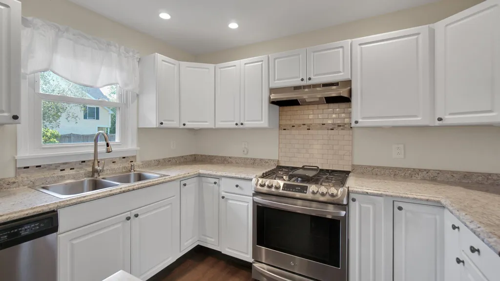 39 Villemaire Lane Milton VT 05468