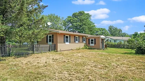 39 Villemaire Lane Milton VT 05468
