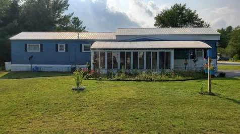 26 Park Drive Rindge NH 03461