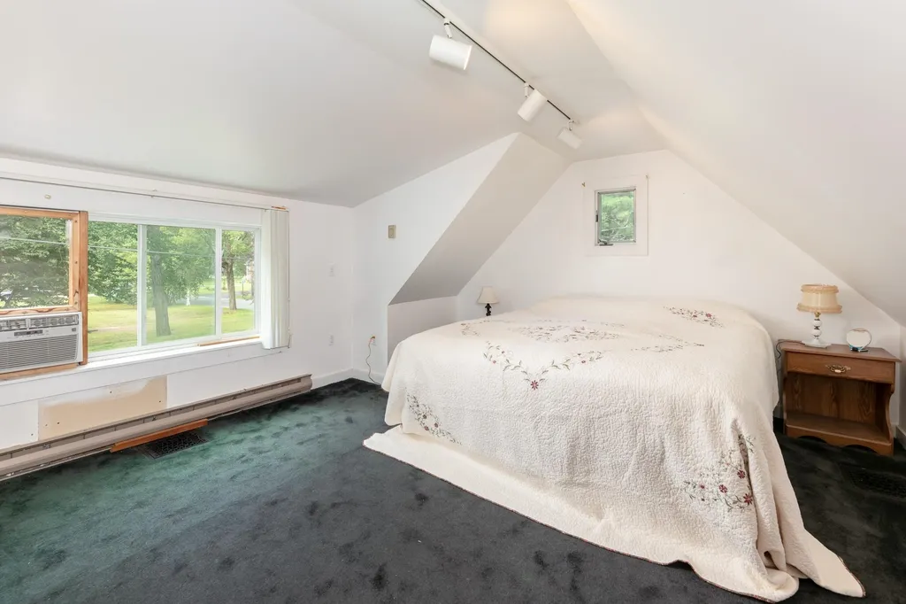 287 Paradise Drive Moultonborough NH 03254