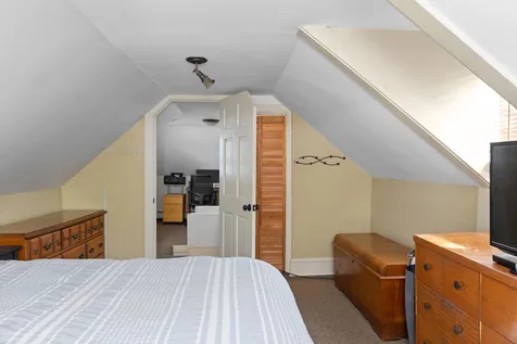84 North Street Winooski VT 05404
