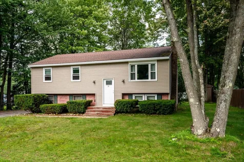21 Rochester Avenue Rochester NH 03867