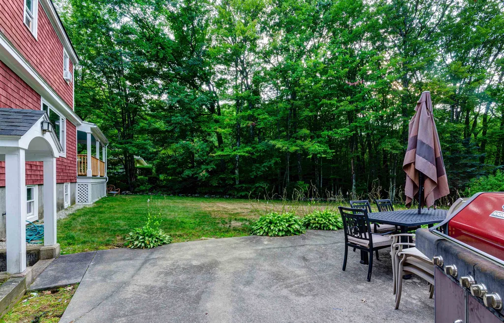 12 Ridgewood Drive Bow NH 03304