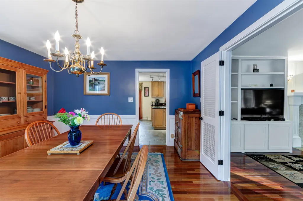 12 Ridgewood Drive Bow NH 03304