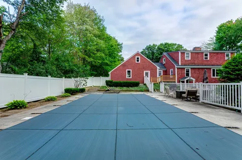 12 Ridgewood Drive Bow NH 03304
