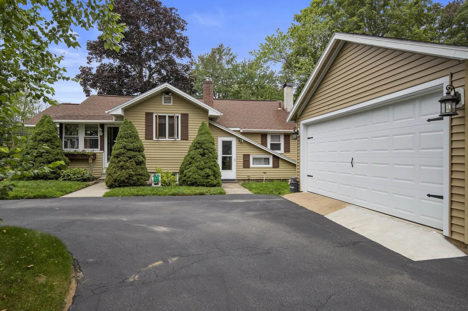 14 Brock Street Rochester NH 03867