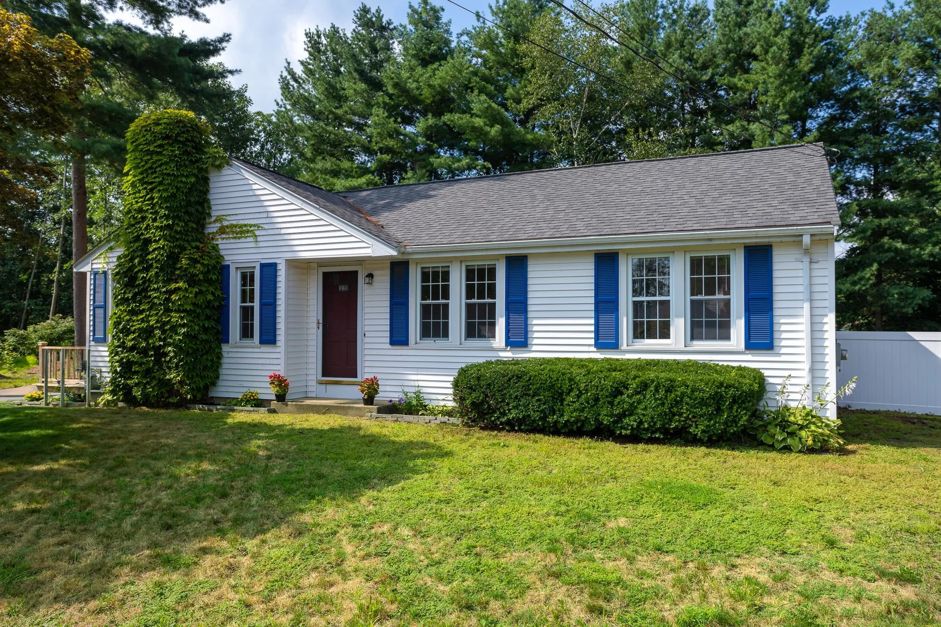 15 Belmont Circle Hampton NH 03842