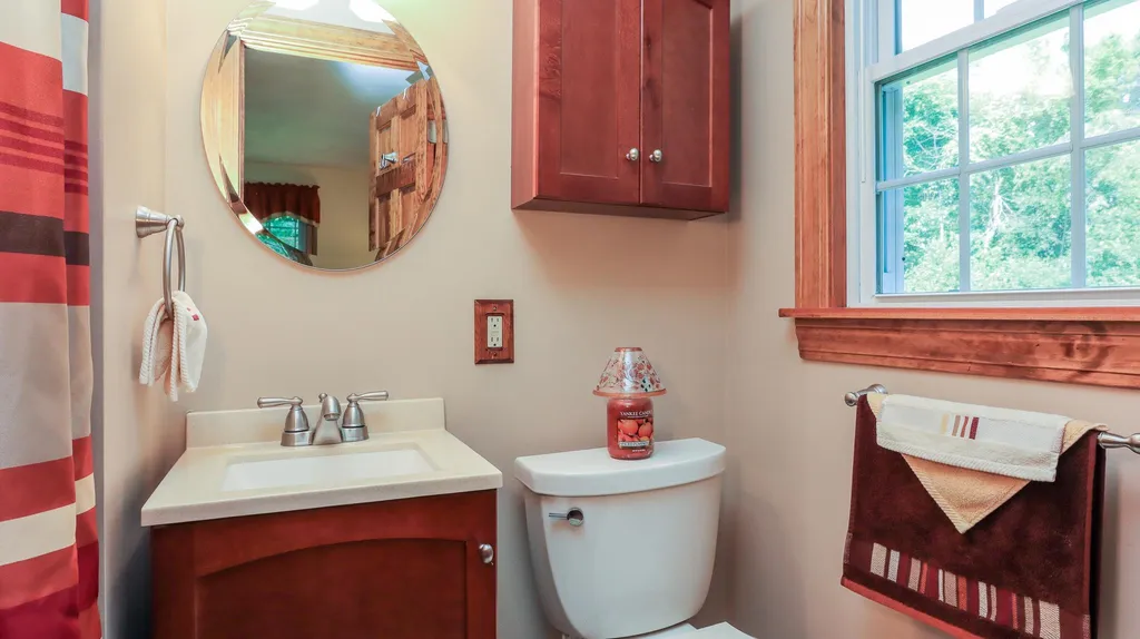 6 Kennedy Drive Pelham NH 03076