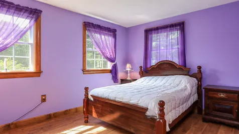 6 Kennedy Drive Pelham NH 03076