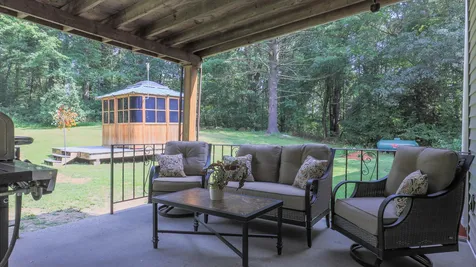 6 Kennedy Drive Pelham NH 03076