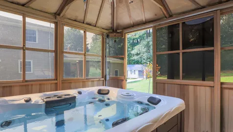6 Kennedy Drive Pelham NH 03076