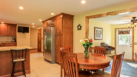 6 Kennedy Drive Pelham NH 03076