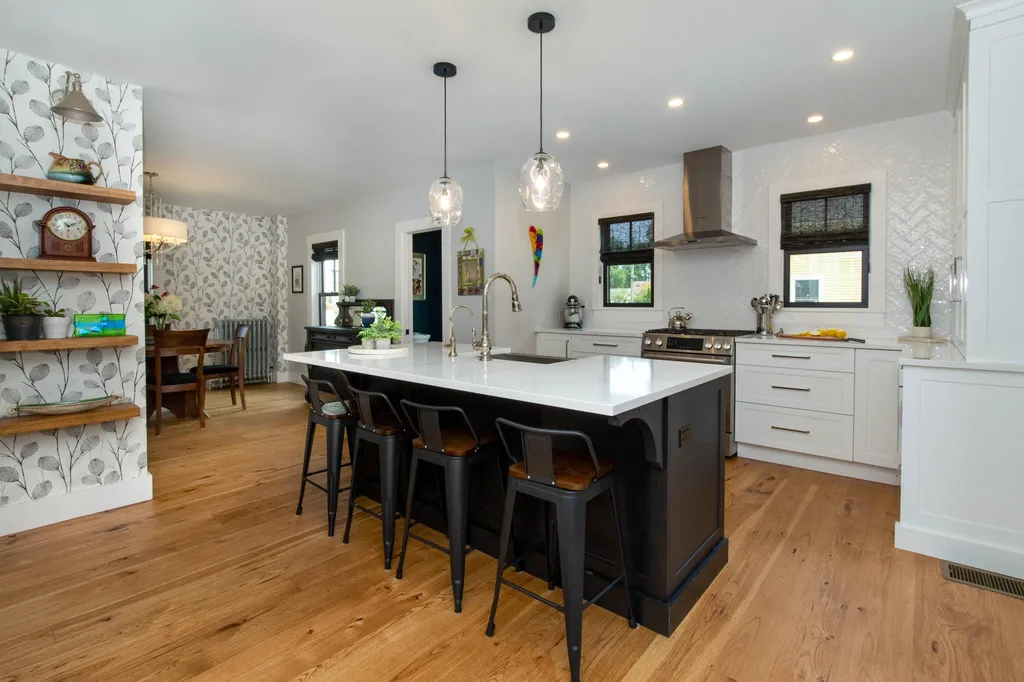 161 Thornton Street Portsmouth NH 03801