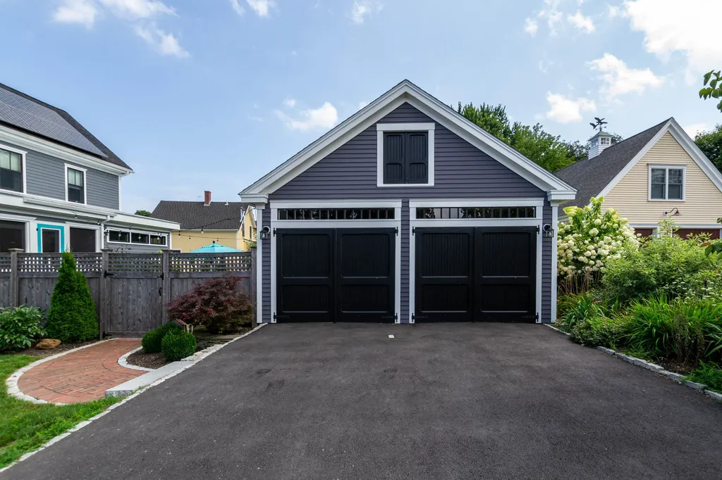 161 Thornton Street Portsmouth NH 03801