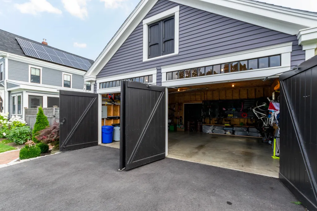 161 Thornton Street Portsmouth NH 03801