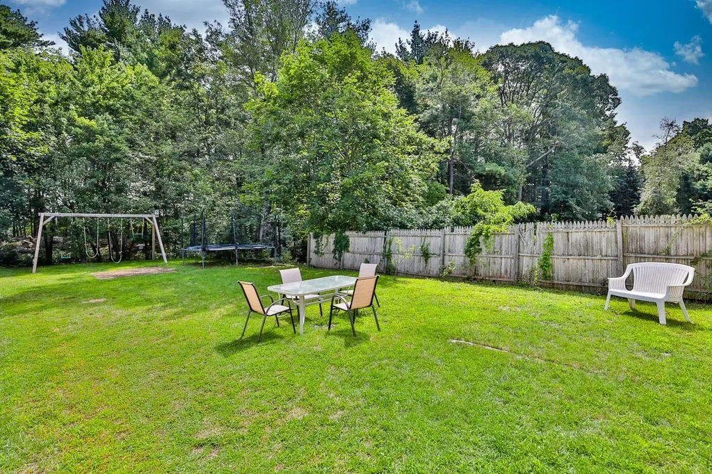 121 Bailey Avenue Manchester NH 03104