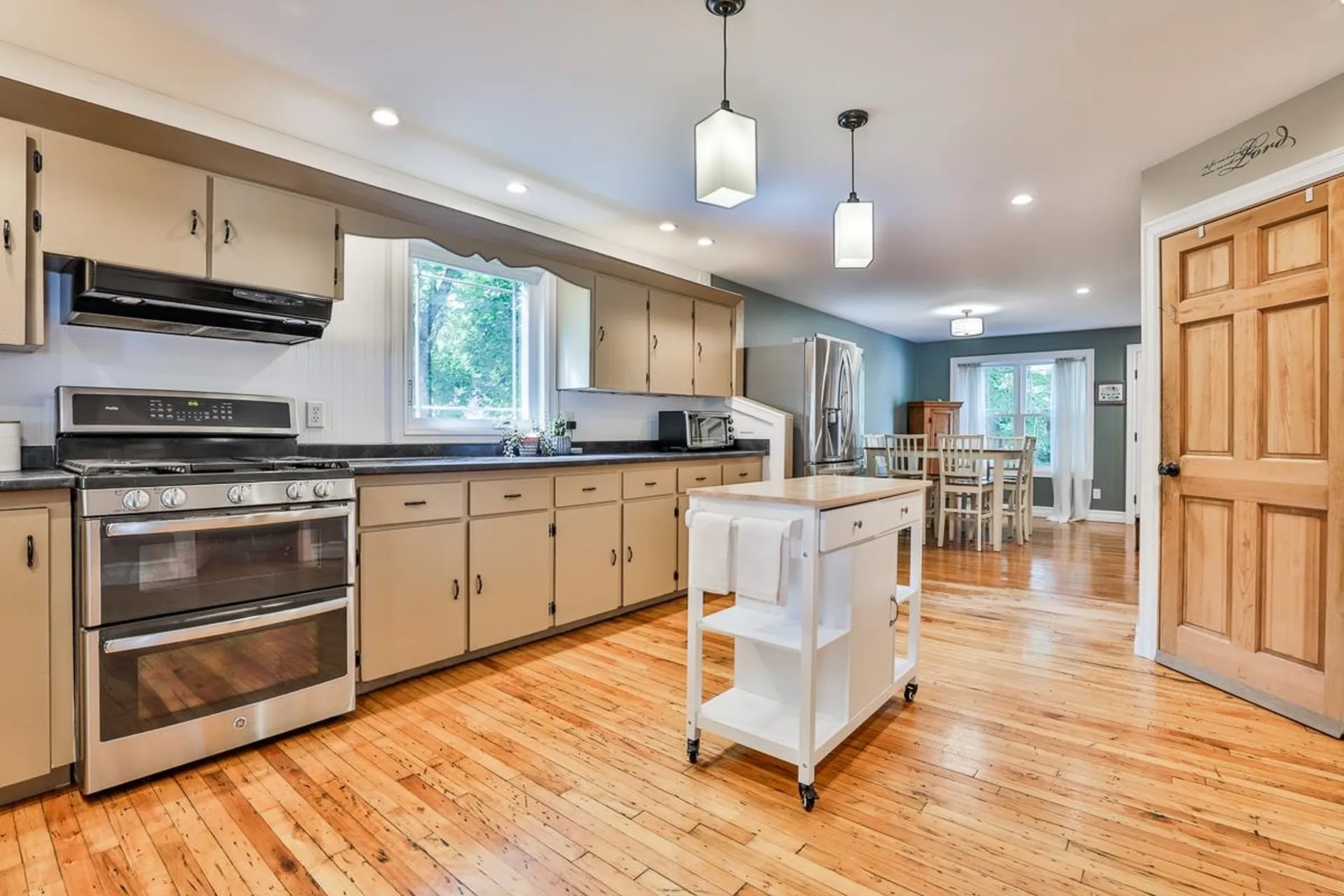 121 Bailey Avenue Manchester NH 03104