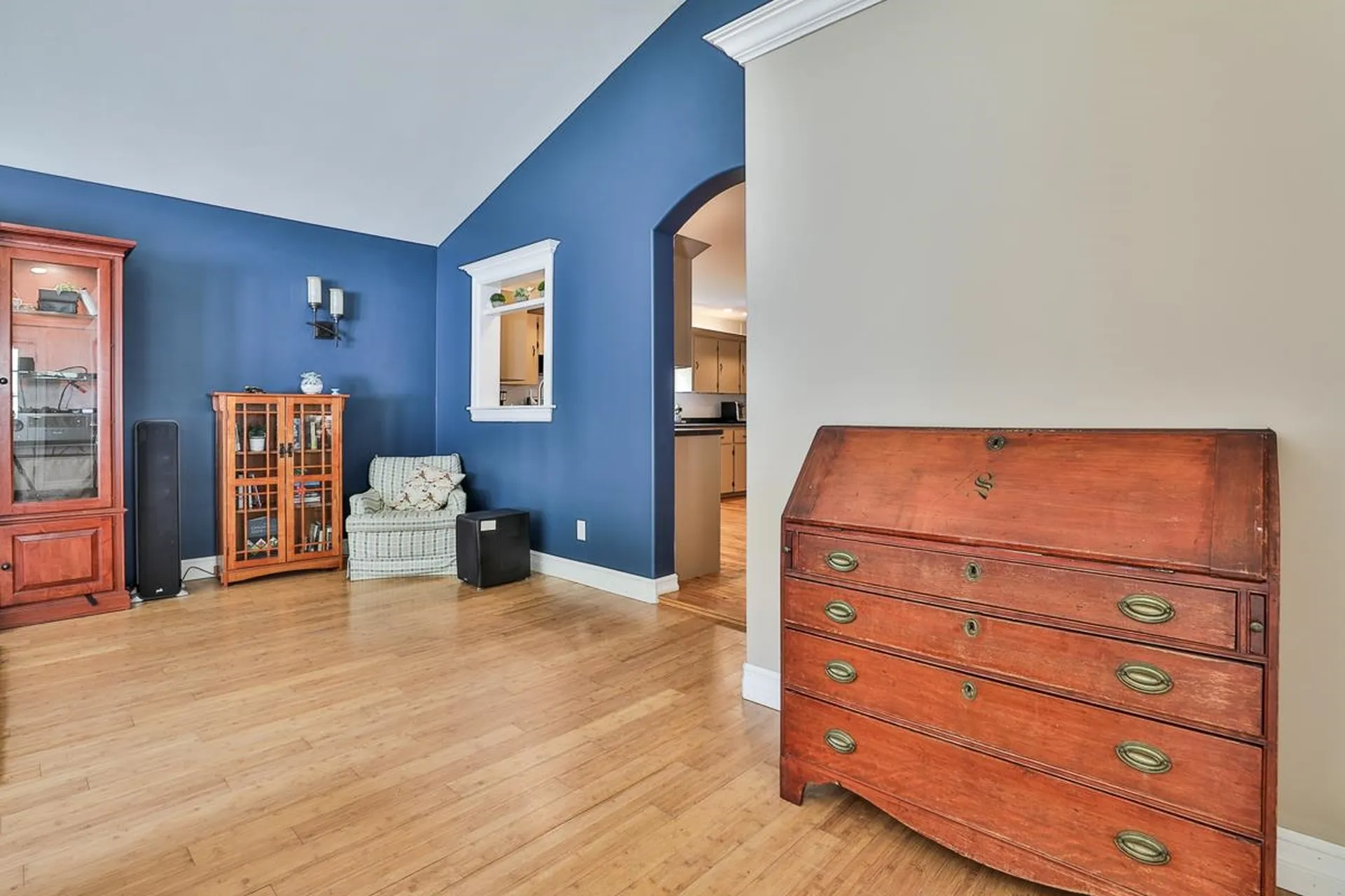 121 Bailey Avenue Manchester NH 03104