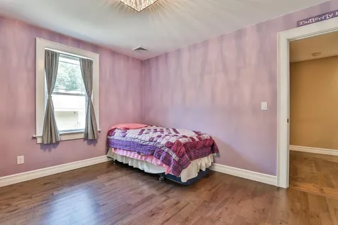 121 Bailey Avenue Manchester NH 03104