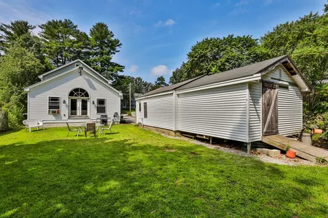 121 Bailey Avenue Manchester NH 03104