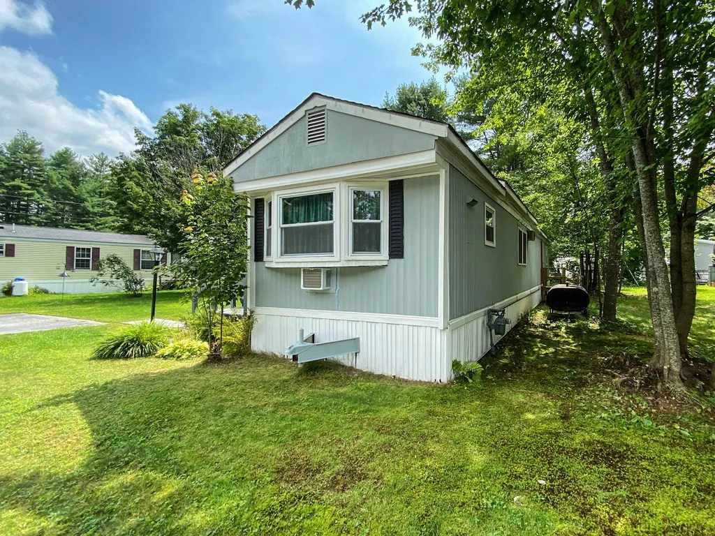 3 Lincoln Terrace Loudon NH 03307