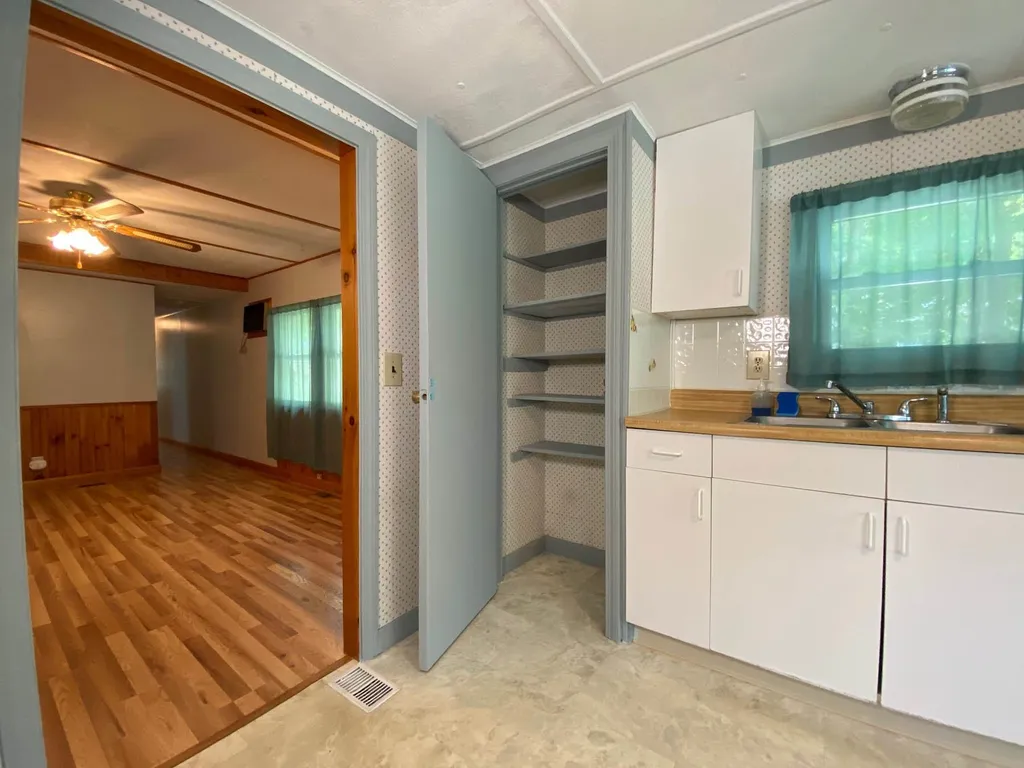 3 Lincoln Terrace Loudon NH 03307