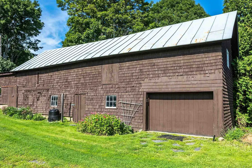 81 Happy Valley Road Woodstock VT 05091