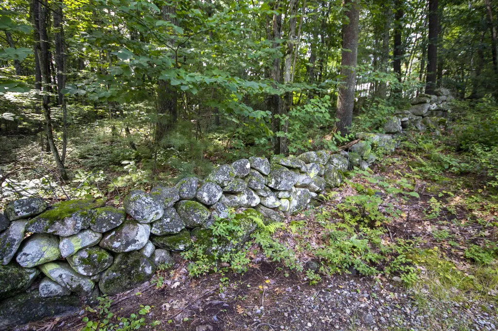 15 Kelley Road Londonderry NH 03053