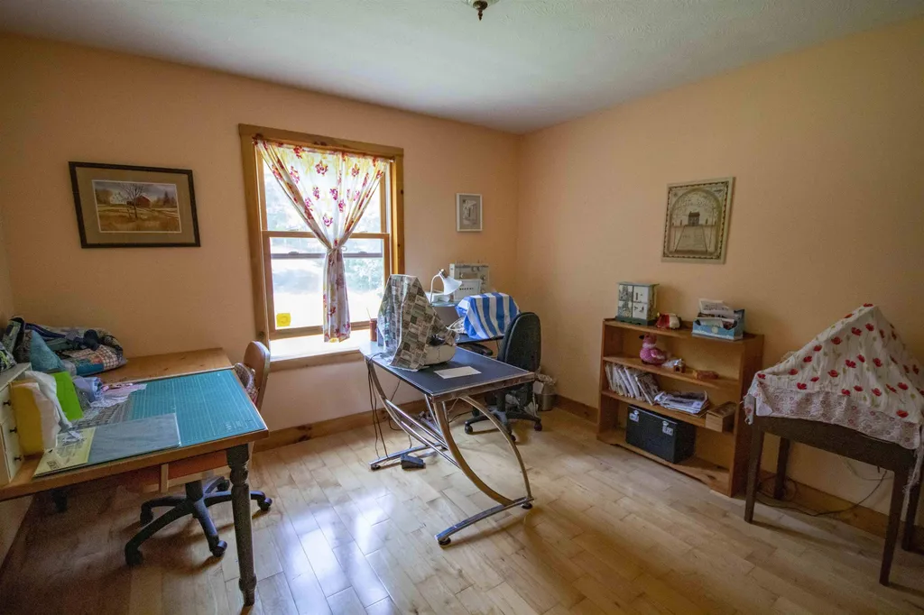 15 Kelley Road Londonderry NH 03053